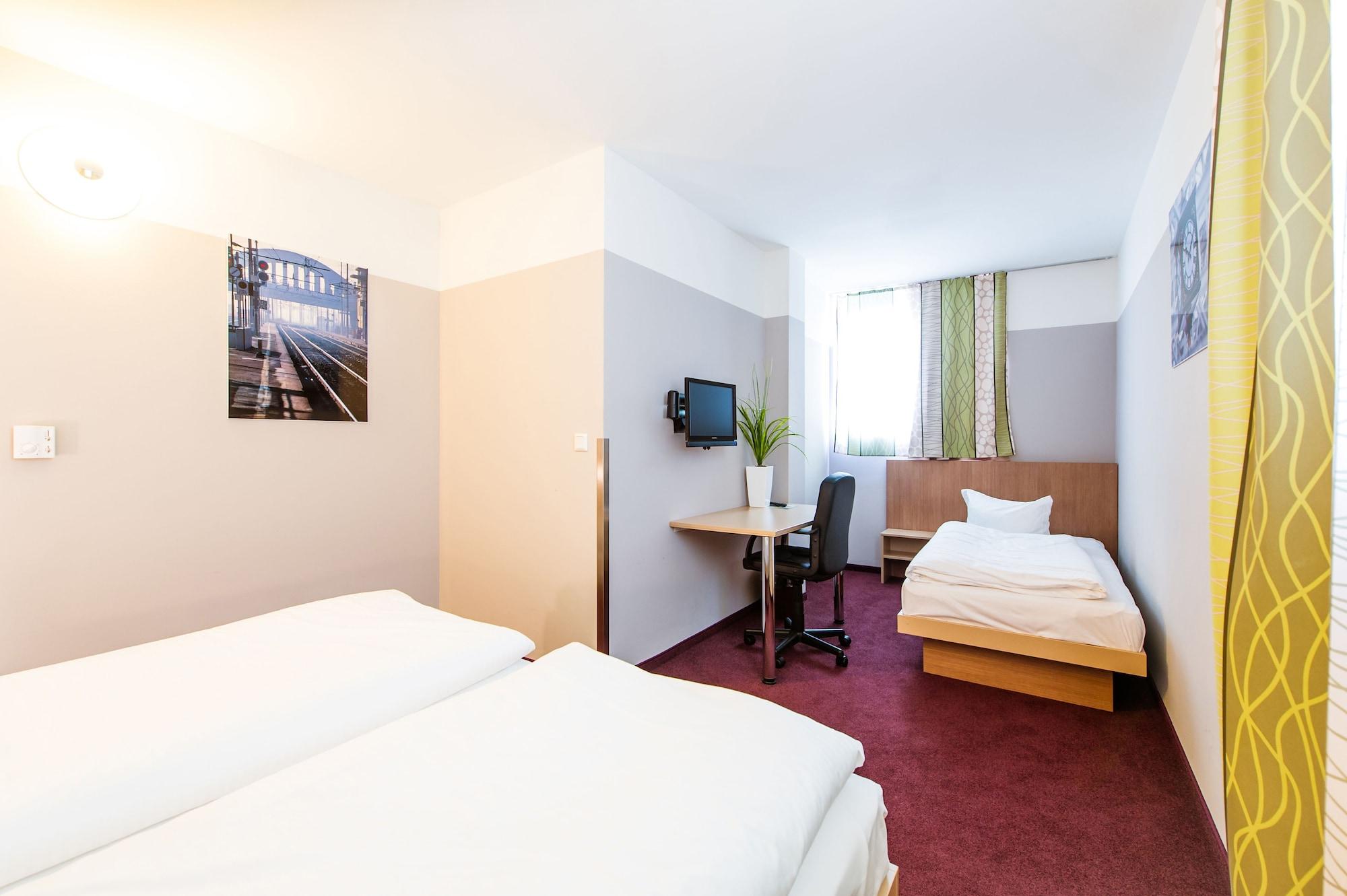 Hotel Mainstation Франкфурт-на-Майне Экстерьер фото