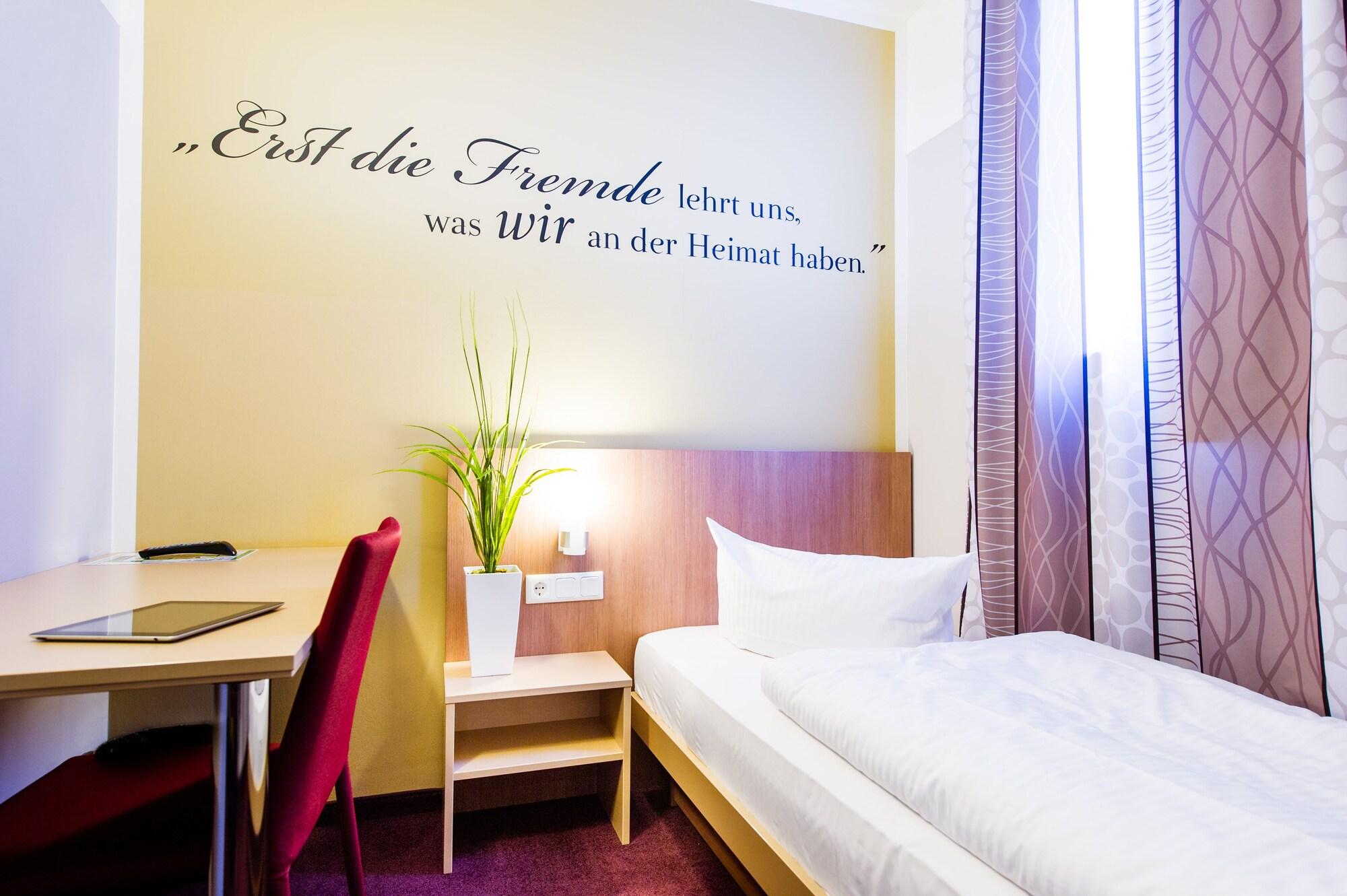 Hotel Mainstation Франкфурт-на-Майне Экстерьер фото